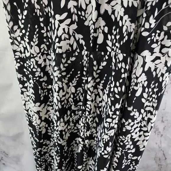 Cocomo Dress Womens 1X Black White Maxi Long V Neck Stretchy Knit Botanical - Picture 7 of 10